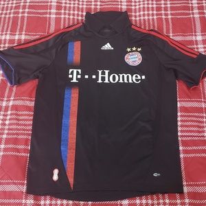 Bayern Munich 2007 jersey kit
Adidas
Black large